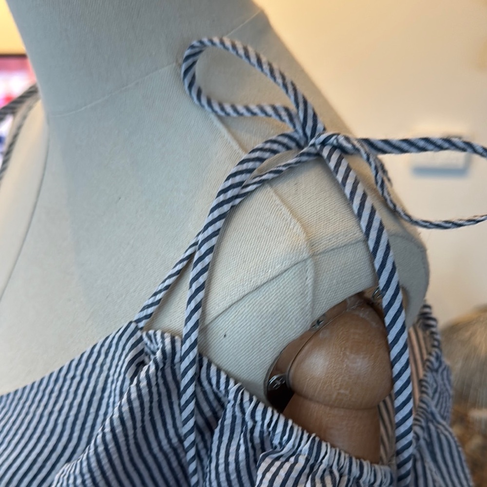 NEW Wayf Seersucker Blue Ruffle Hem Dress SzXS - Picture 5 of 11